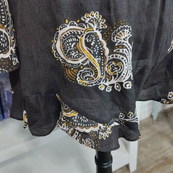 Free People All The Right Ruffles Paisley Romper NWOT Size Small - Picture 11 of 12